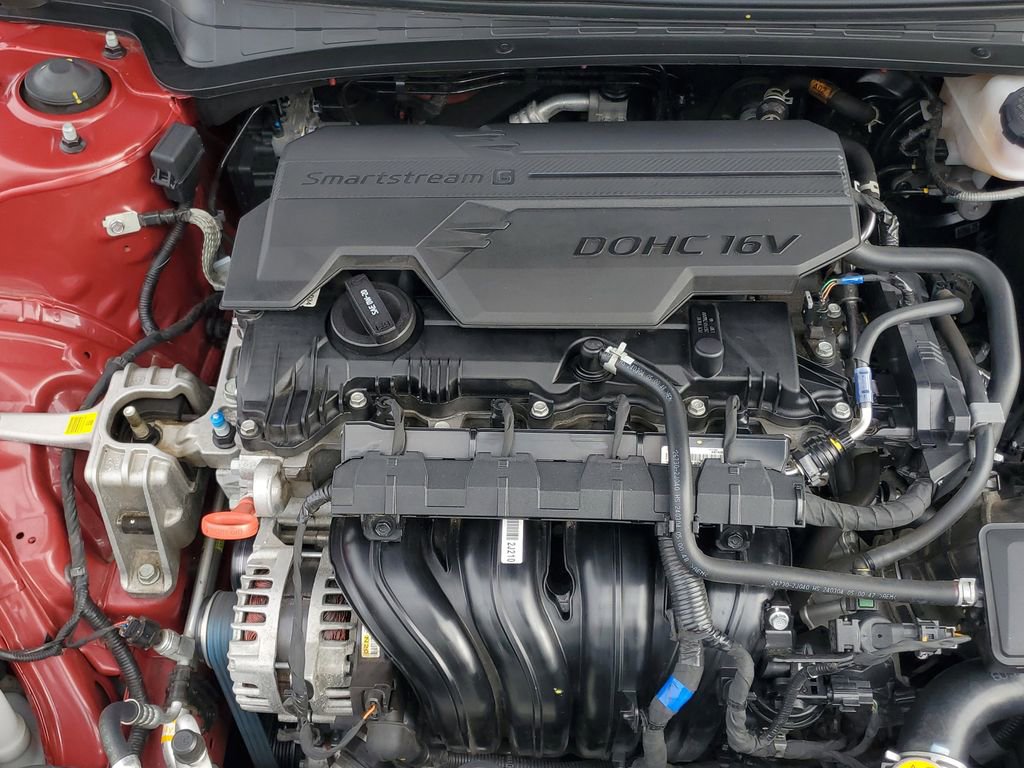 Used 2024 Hyundai Elantra SEL w/ Convenience Package FWD image 9