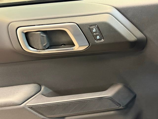 New 2026 Ford Bronco Badlands image 24