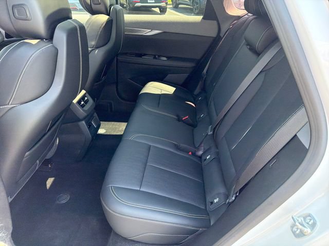 Certified 2025 Cadillac Optiq Luxury 2 w/ LPO, Floor Liner Package AWD/4WD image 25
