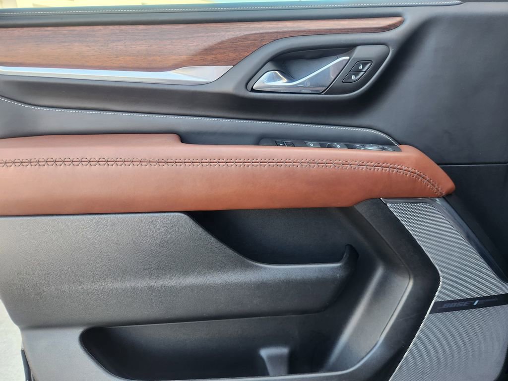 Used 2023 GMC Yukon XL Denali Ultimate image 22