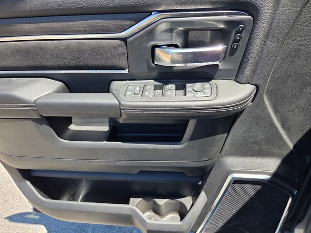 New 2026 RAM 3500 Laramie AWD/4WD image 25
