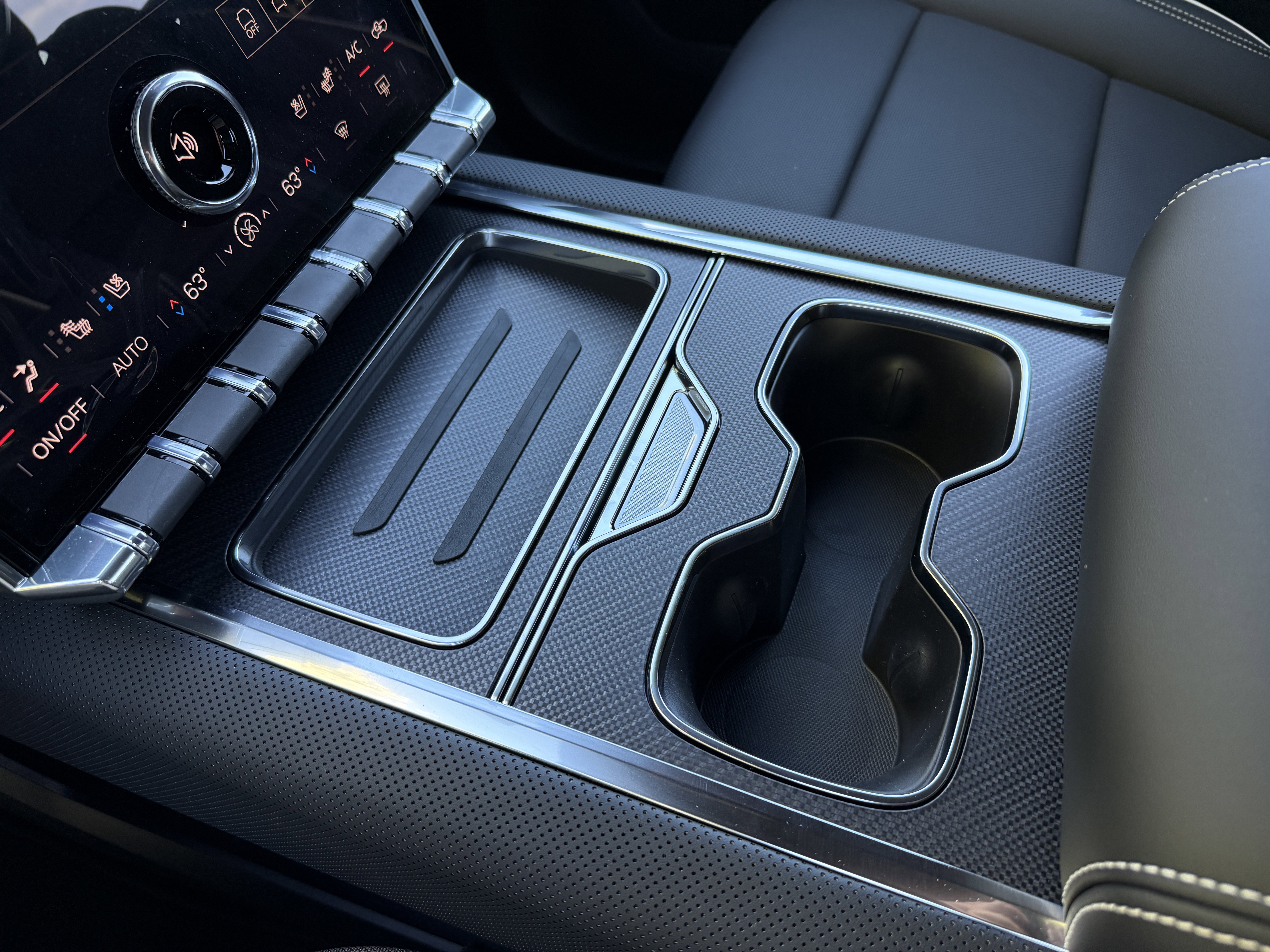 New 2026 GMC Sierra EV Elevation w/ Premium Package image 27