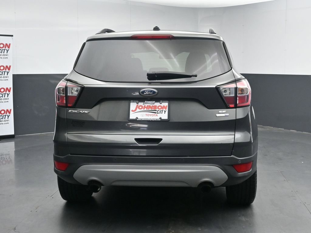 Used 2017 Ford Escape SE w/ SE Leather Comfort Package image 8