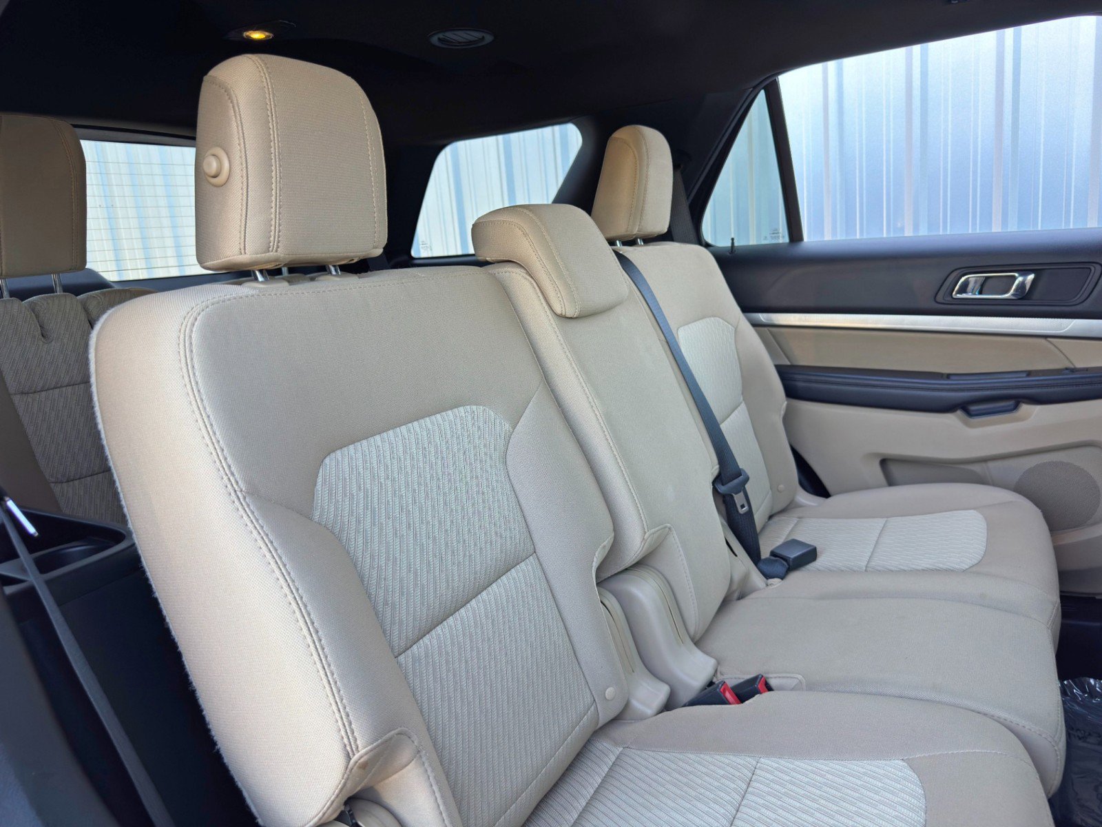 Used 2017 Ford Explorer FWD image 30