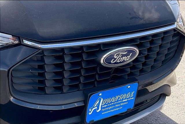 Used 2023 Ford Escape Active image 31