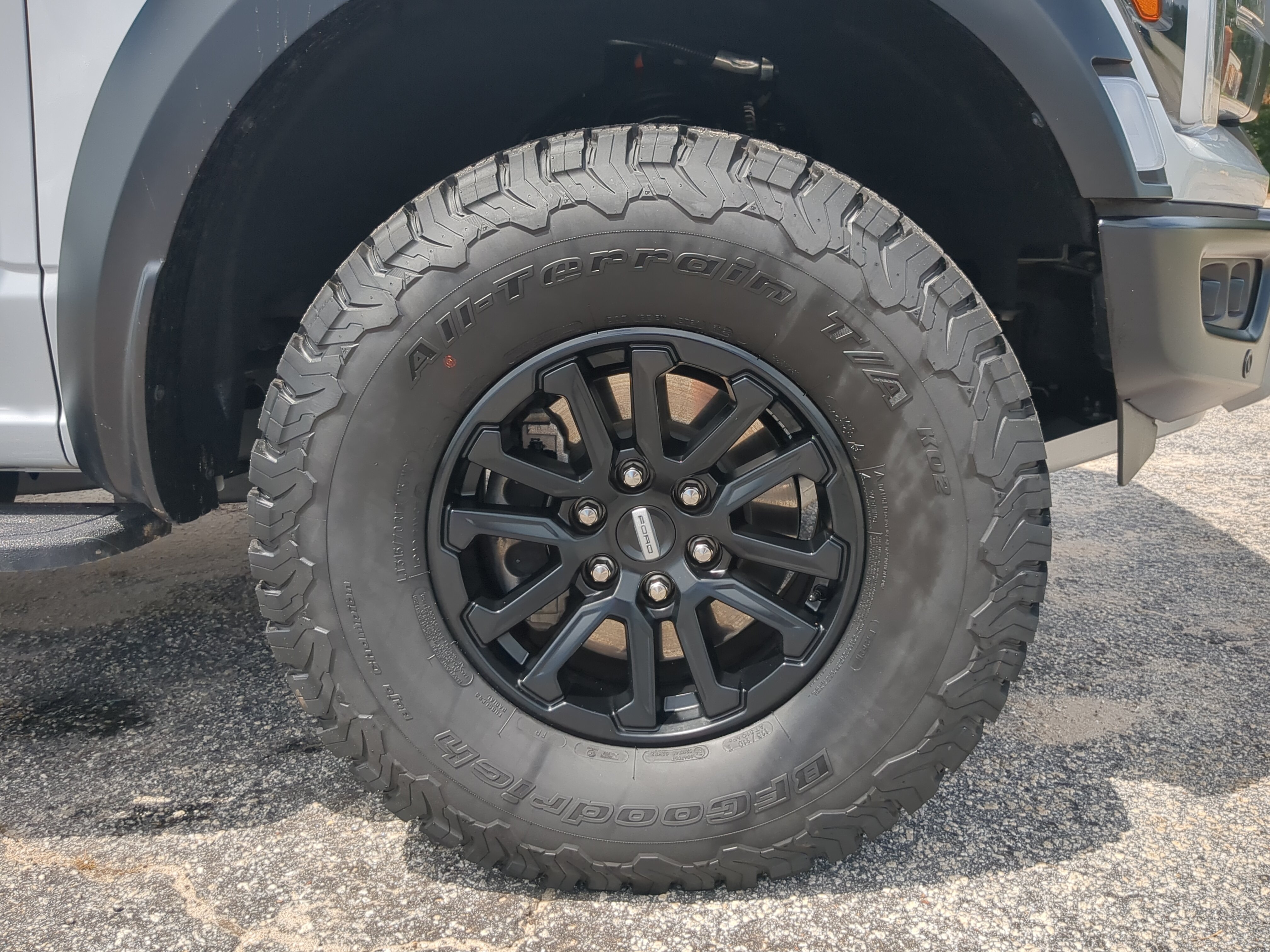 Certified 2025 Ford F150 Raptor AWD/4WD image 9