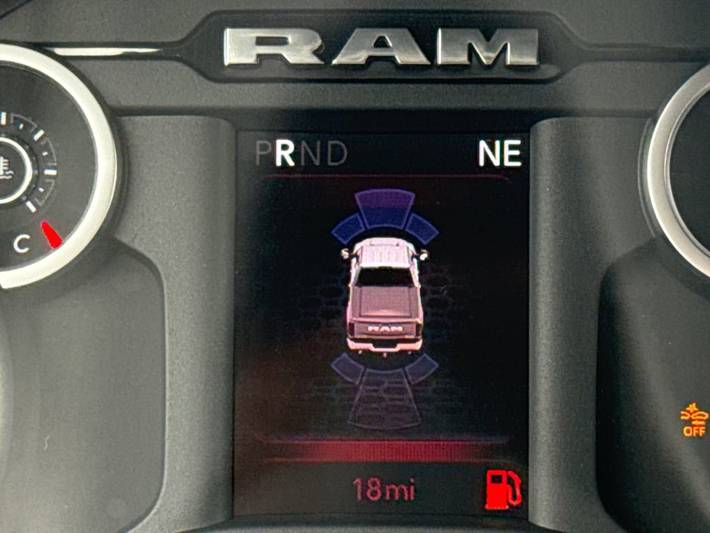 New 2026 RAM 2500 Big Horn AWD/4WD image 30