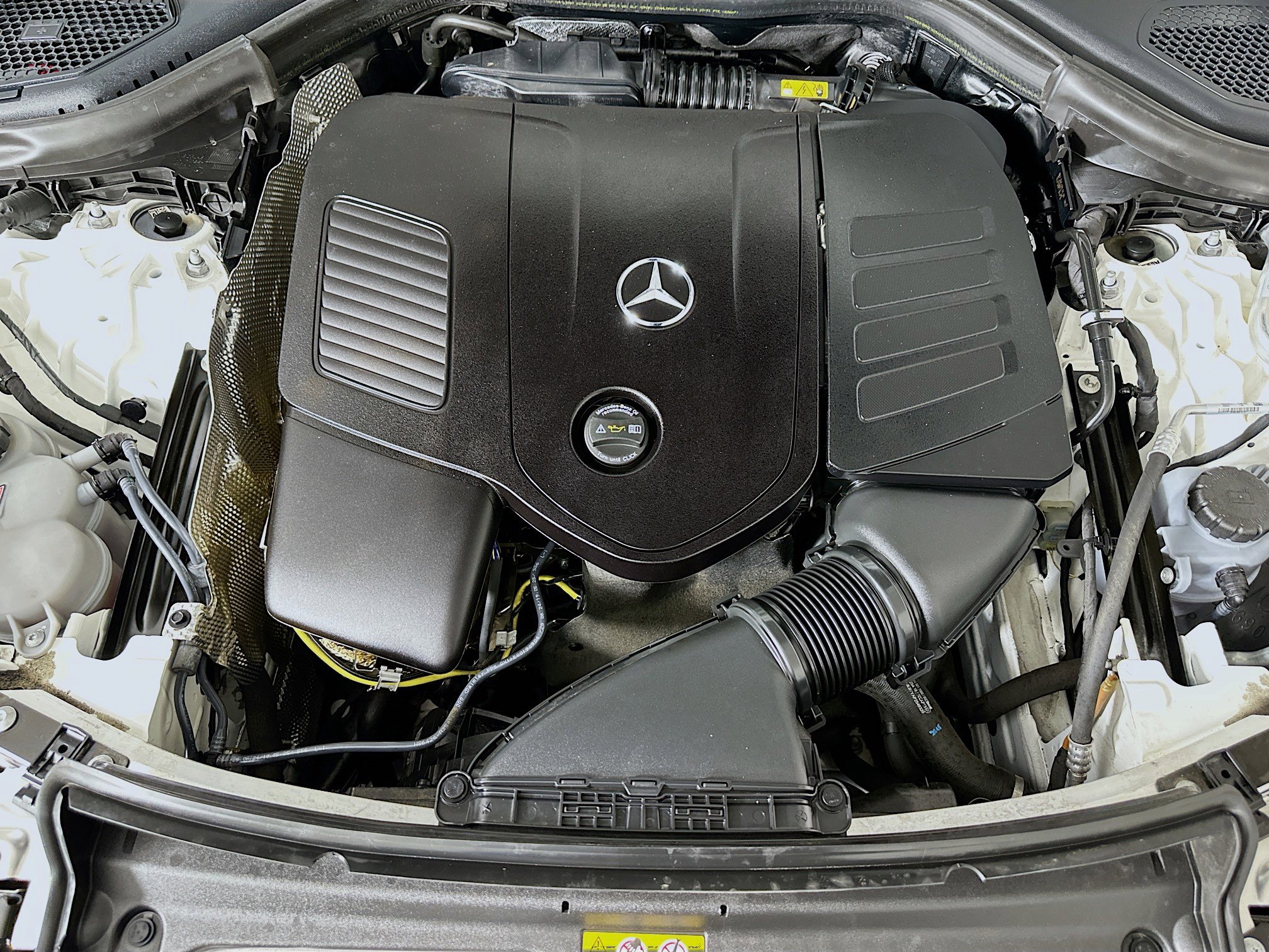Used 2025 Mercedes-Benz GLC 300 image 32