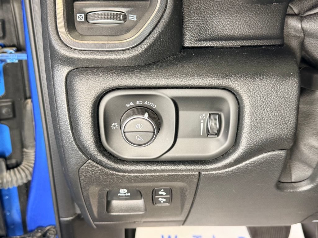 Used 2022 RAM 1500 Sport w/ Rebel Level 2 Equipment Group AWD/4WD image 16