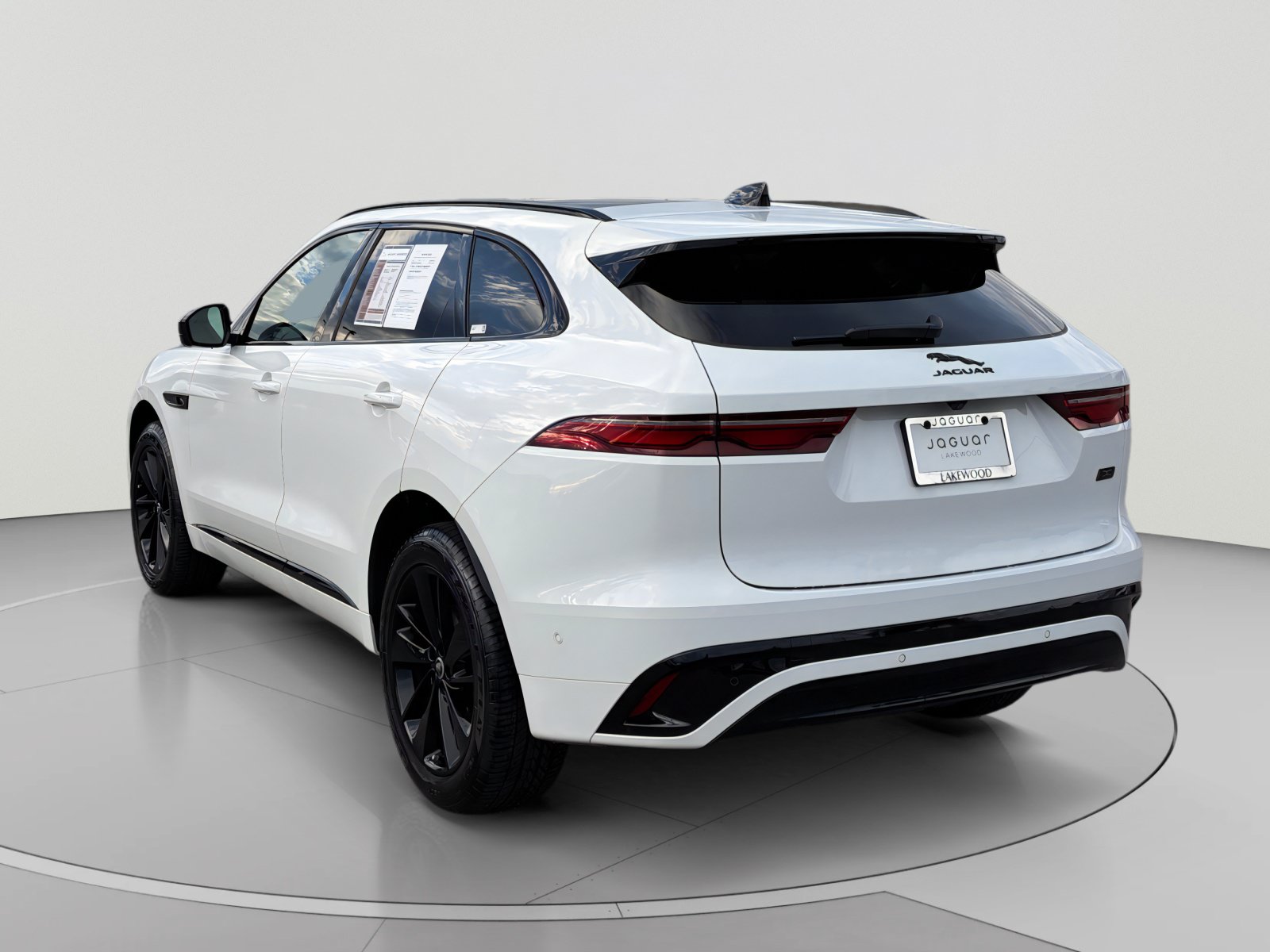 Certified 2026 Jaguar F-PACE R-Dynamic S AWD/4WD image 3