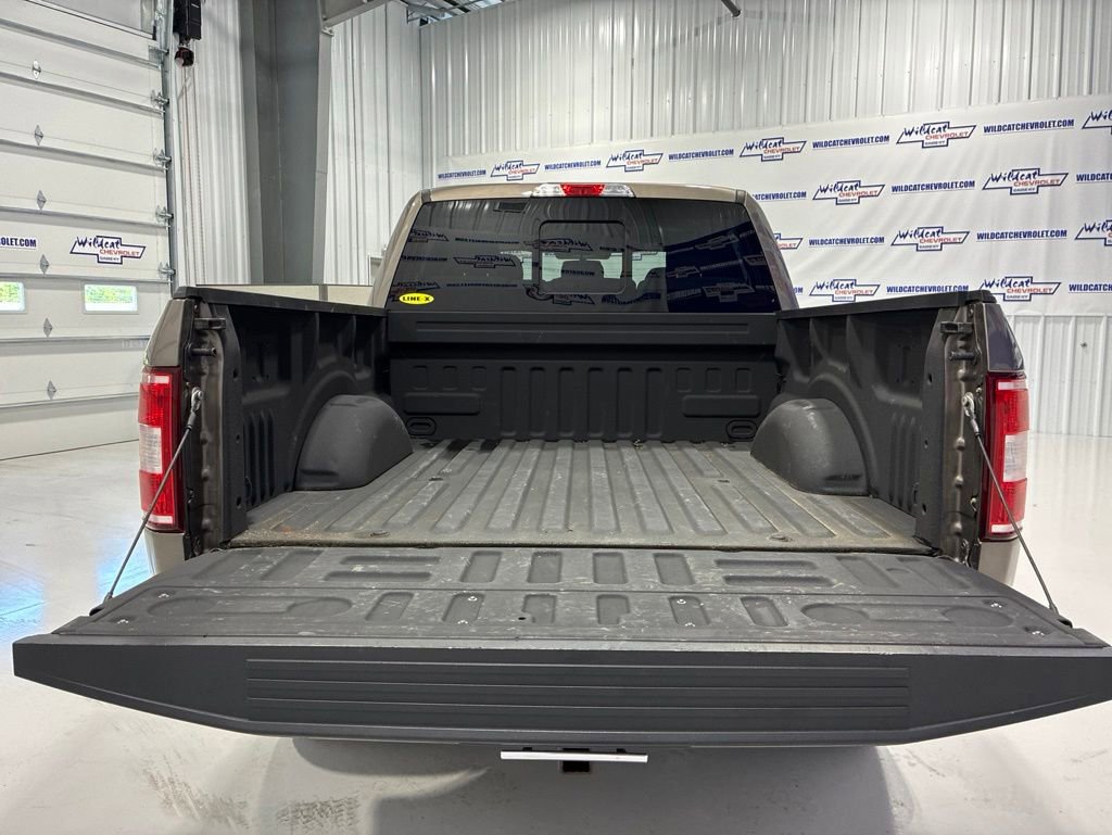 Used 2018 Ford F150 XLT w/ Equipment Group 302A Luxury AWD/4WD image 8