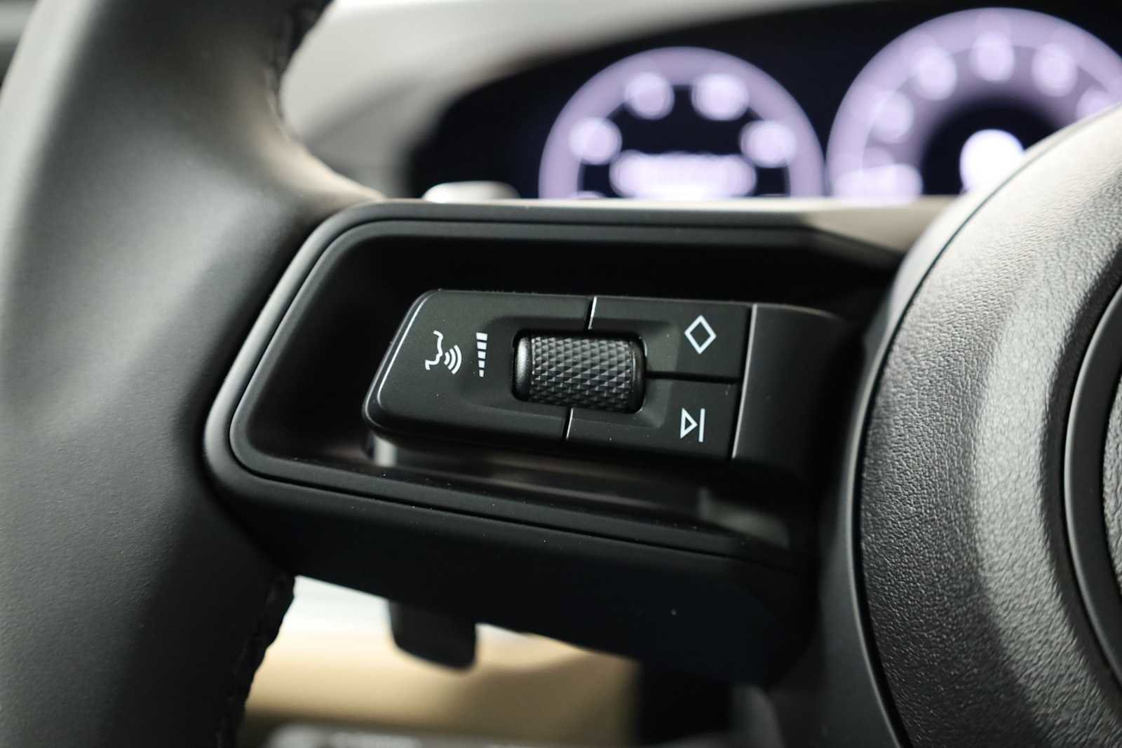 Certified 2024 Porsche Cayenne image 20