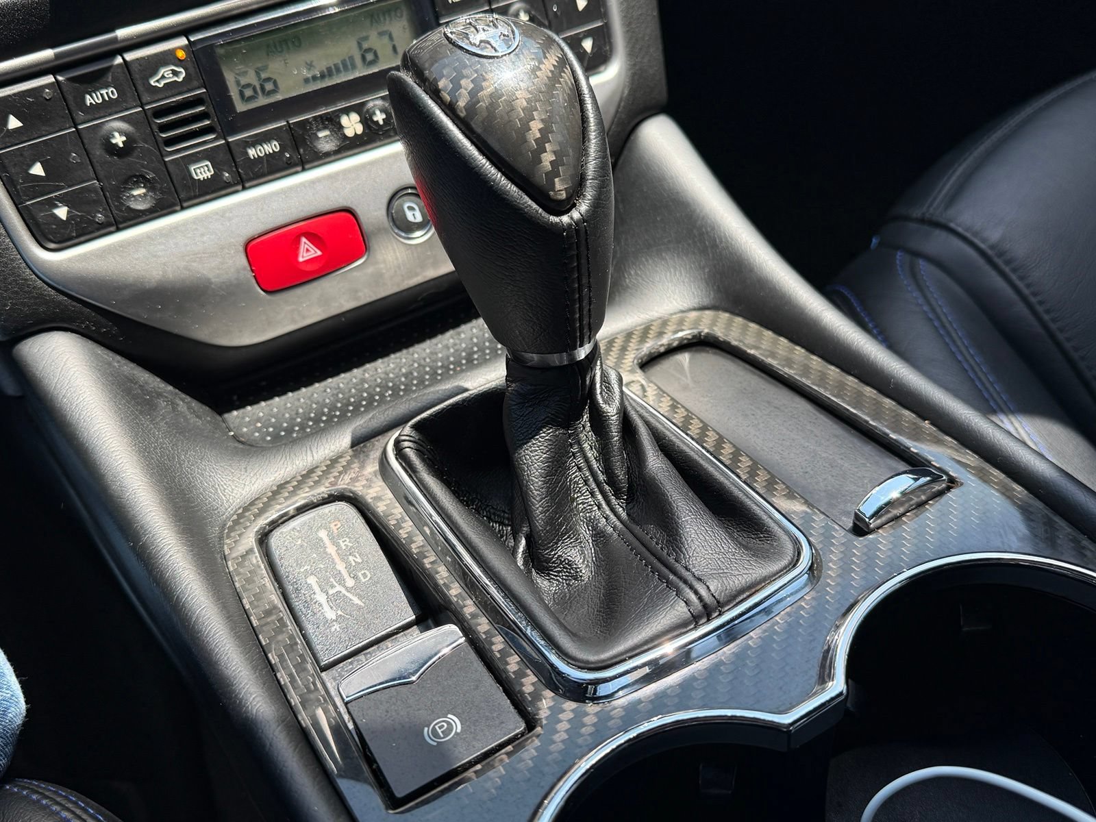 Used 2017 Maserati GranTurismo Sport RWD image 28