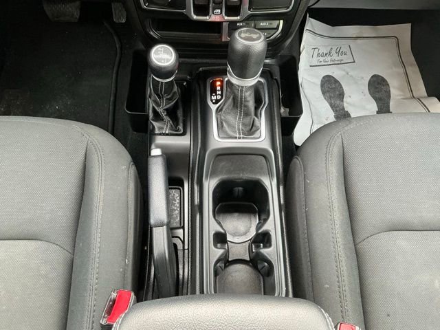 Used 2021 Jeep Wrangler Unlimited Sahara image 31