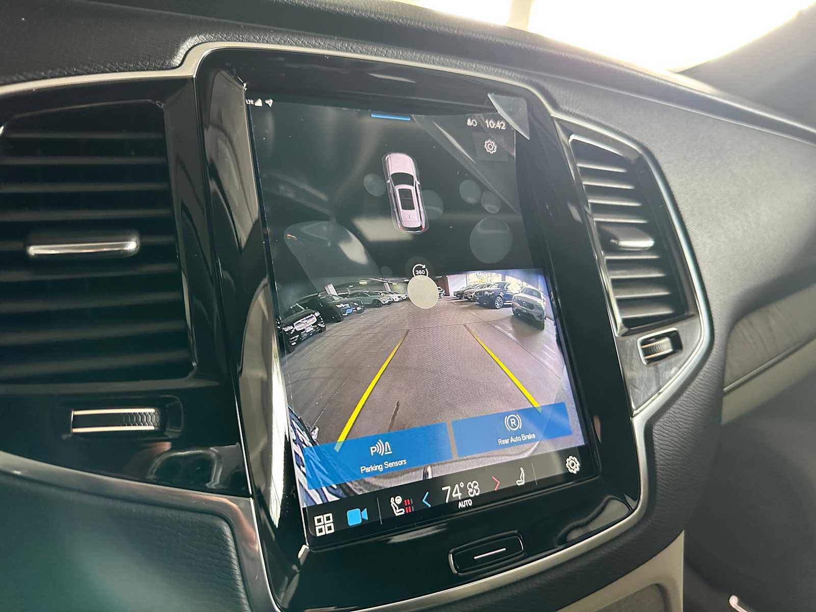 Certified 2023 Volvo XC90 B5 Plus w/ Protection Package Premier AWD/4WD image 59