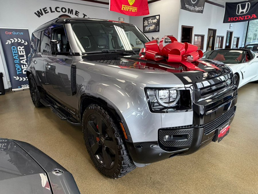 Used 2024 Land Rover Defender 110 X AWD/4WD image 3