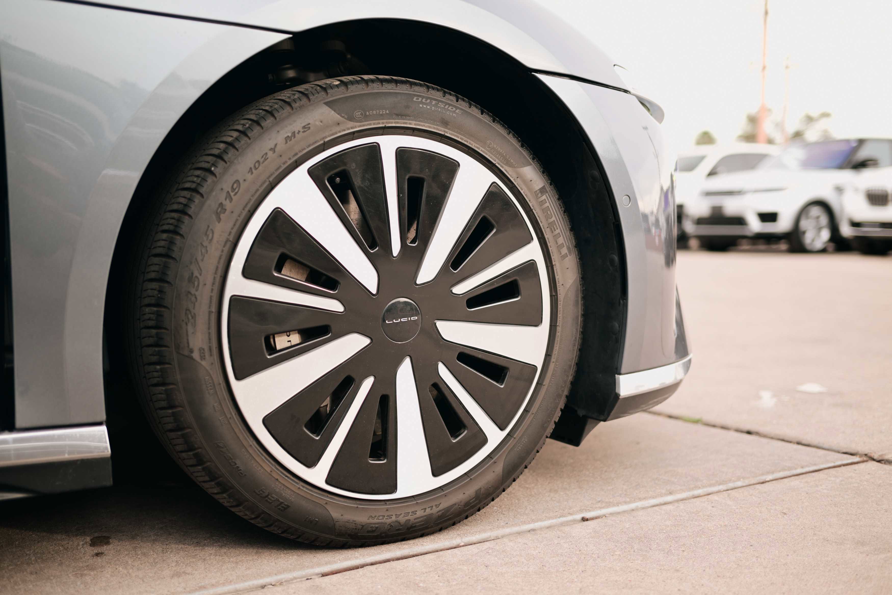 Used 2024 Lucid Air Touring image 19