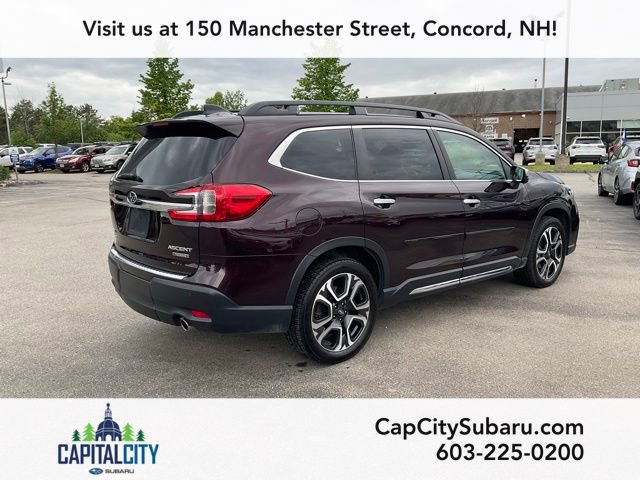 Used 2023 Subaru Ascent Touring AWD/4WD image 6