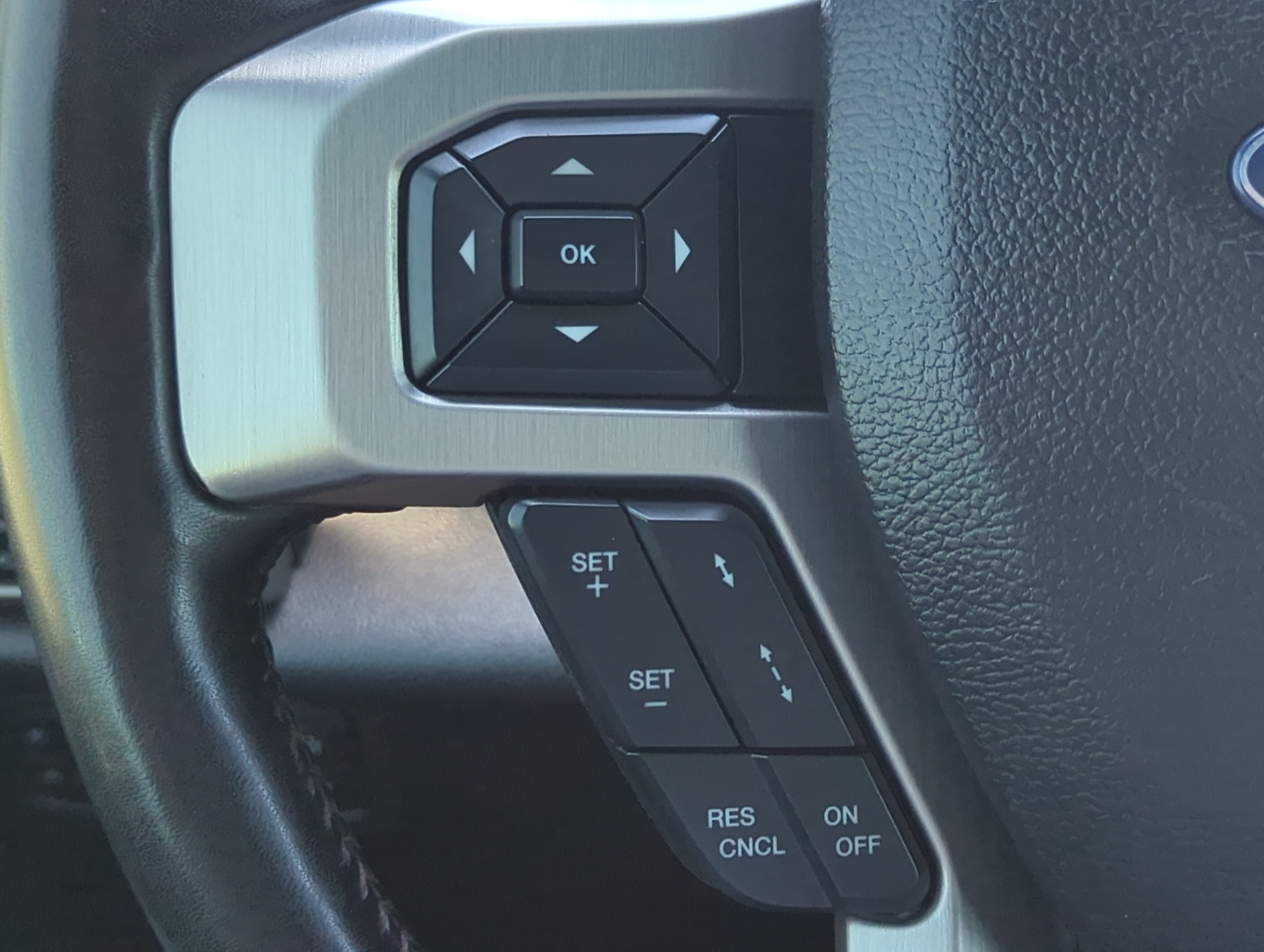 Used 2020 Ford F250 Platinum w/ Tremor Off-Road Package AWD/4WD image 24