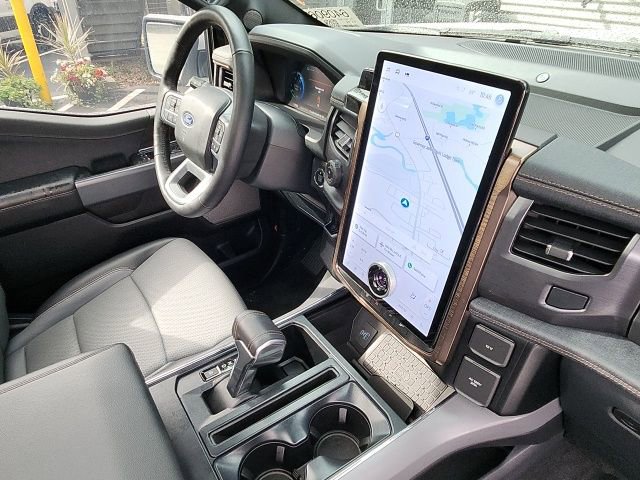 Used 2024 Ford F150 Lightning Lariat image 22