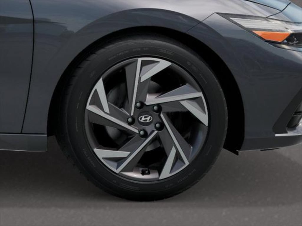 New 2026 Hyundai Elantra Limited FWD image 8