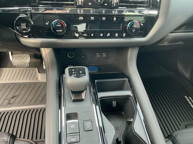 New 2026 Nissan Pathfinder SV image 12