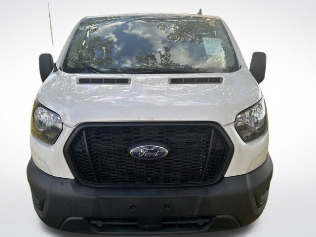 Used 2024 Ford Transit 150 Low Roof RWD image 11
