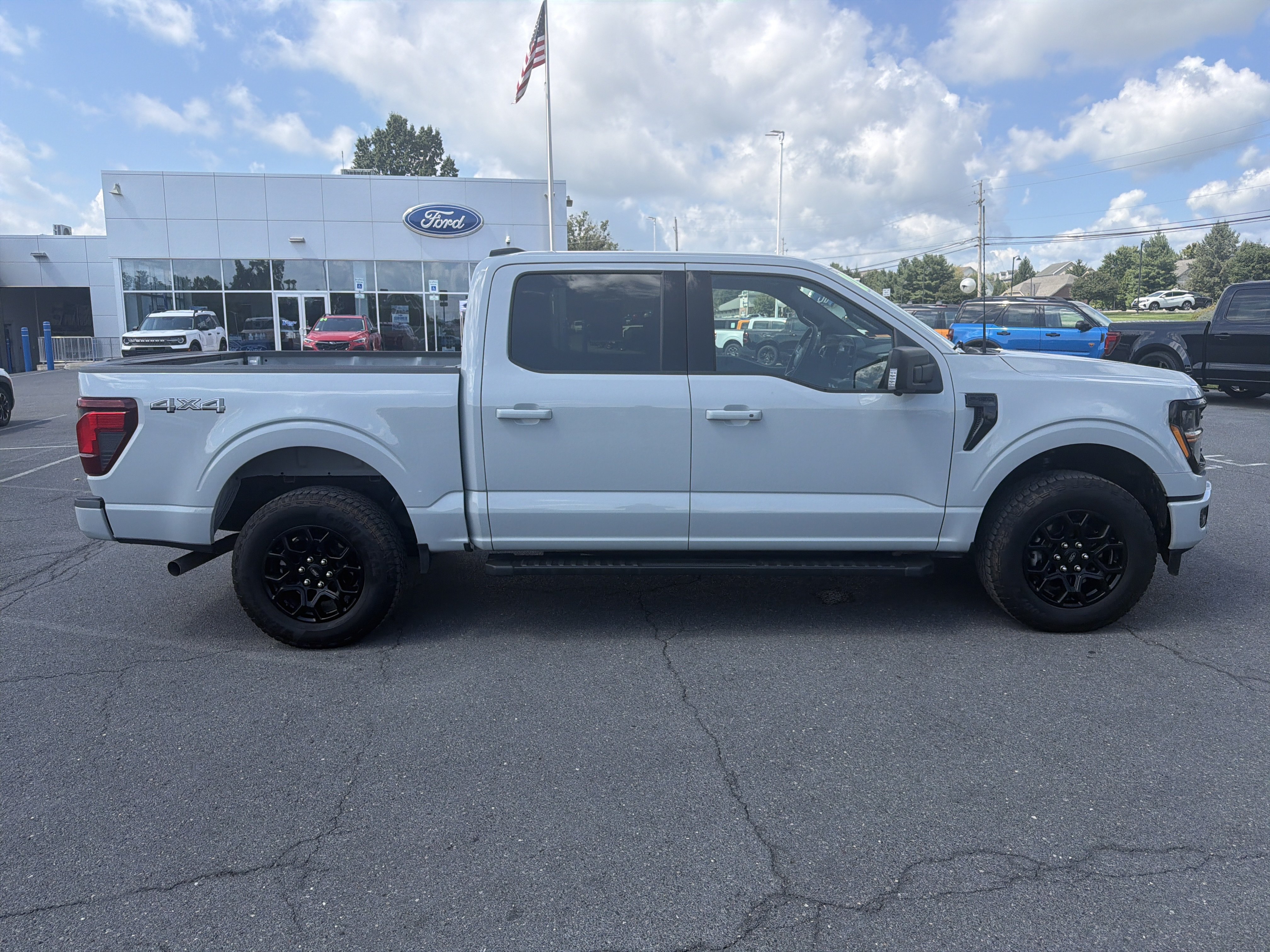 Used 2026 Ford F150 XLT w/ Equipment Group 302A MID AWD/4WD video 2
