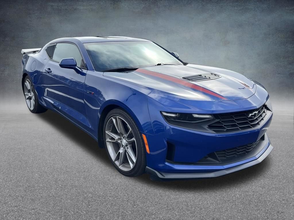 Used 2020 Chevrolet Camaro LT image 3