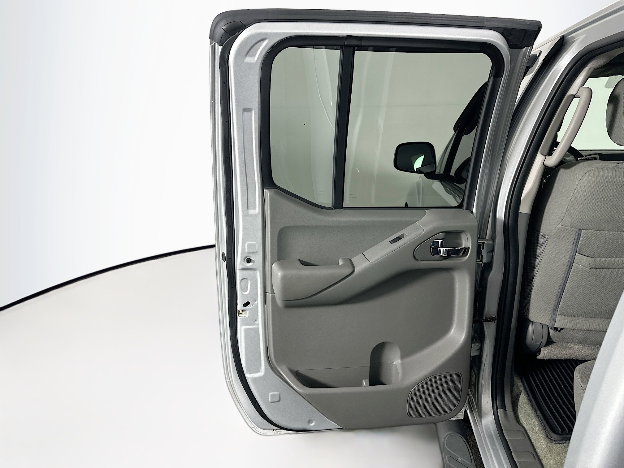 Used 2018 Nissan Frontier SV w/ Value Truck Package image 24