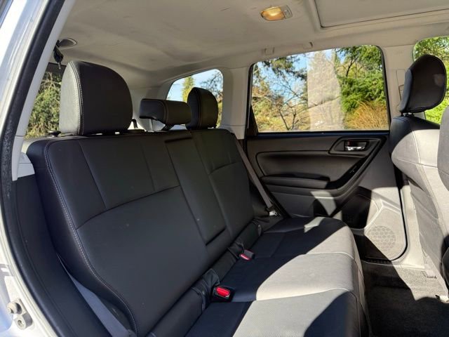 Used 2014 Subaru Forester 2.5i Limited AWD/4WD image 24