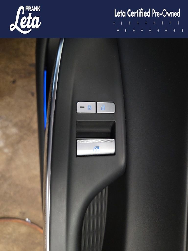 Used 2022 Genesis GV70 2.5T w/ Sport Prestige Package image 23