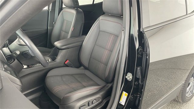 Used 2022 Chevrolet Equinox RS w/ Infotainment Package image 34