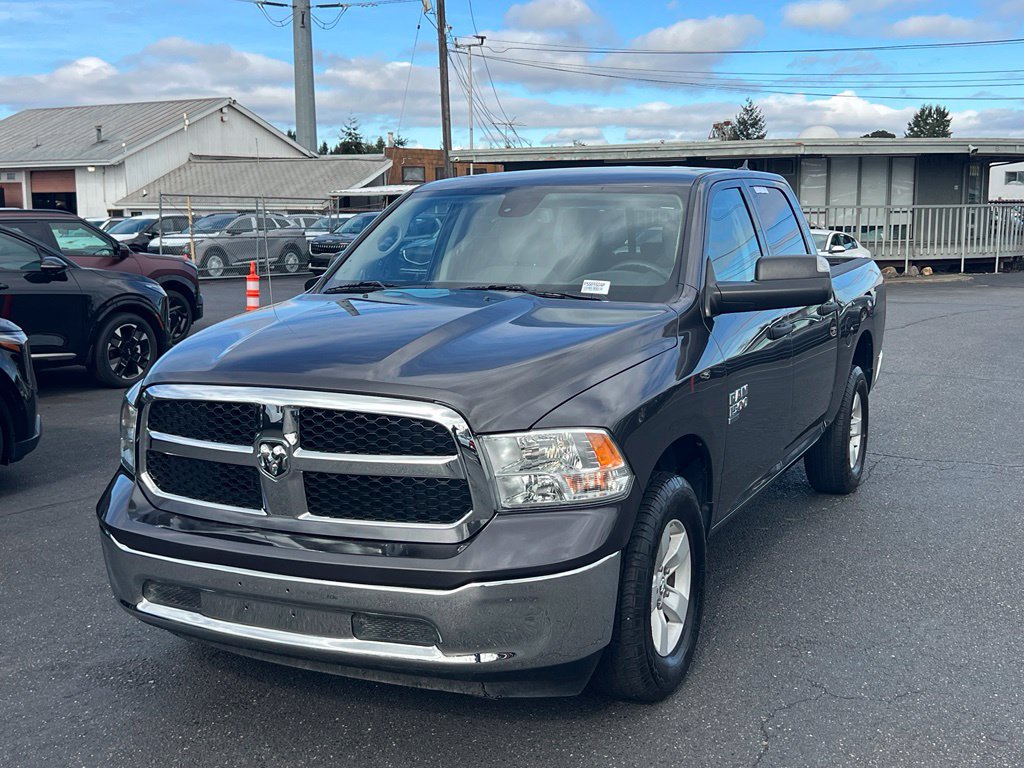Used 2023 RAM 1500 Classic SLT w/ Trailer & Traction Group AWD/4WD image 5