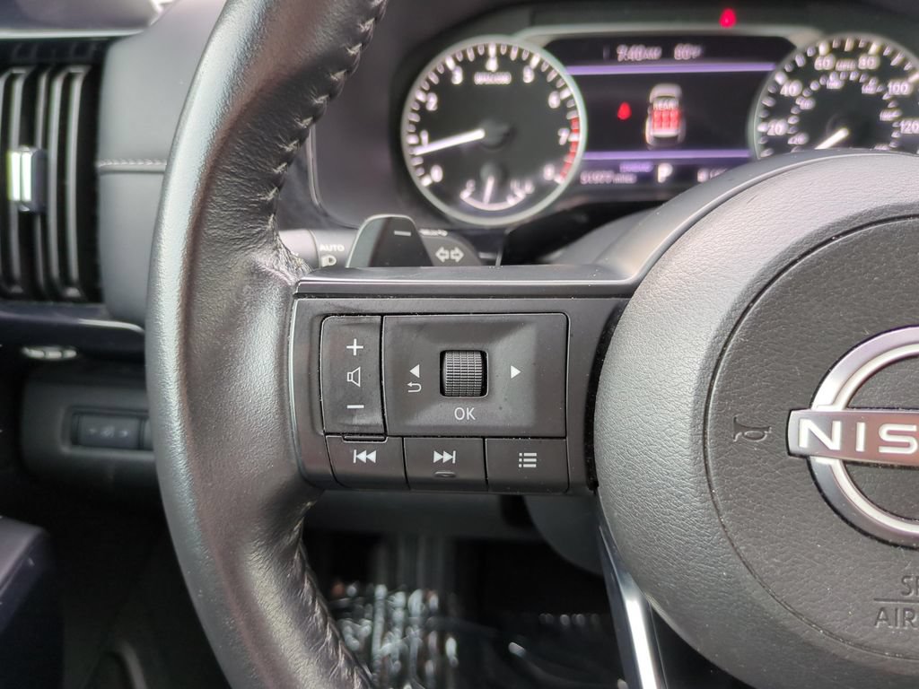 Certified 2024 Nissan Pathfinder SV FWD image 20