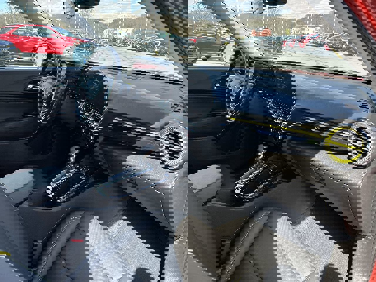 Used 2024 Chevrolet Trax ACTIV w/ Sunroof Package image 15