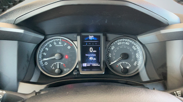 Used 2021 Toyota Tacoma TRD Off-Road AWD/4WD image 13