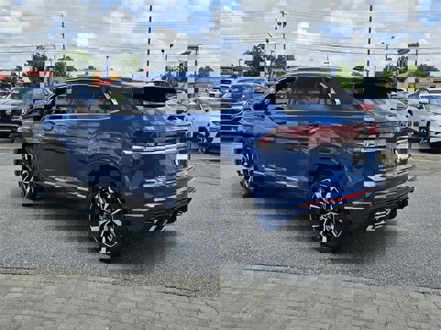 New 2025 Volkswagen Atlas Cross Sport SEL Premium R-Line image 9