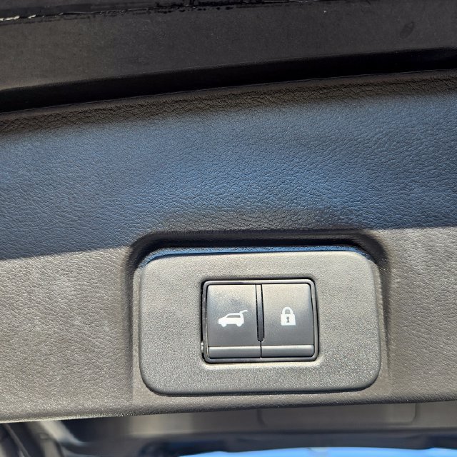 Used 2023 Nissan Rogue SV w/ SV Premium B Package AWD/4WD image 39