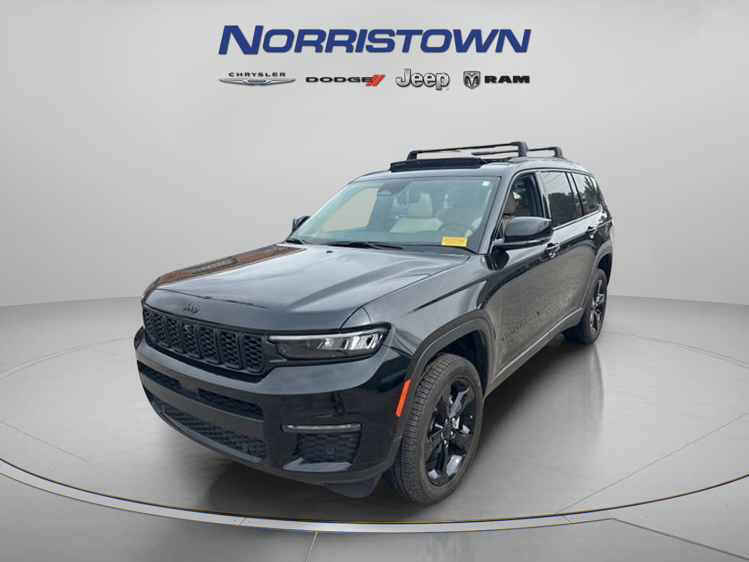 Used 2024 Jeep Grand Cherokee L Limited w/ Luxury Tech Group II AWD/4WD image 4