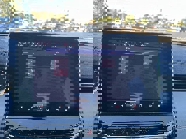 Used 2022 Jeep Compass Limited image 25