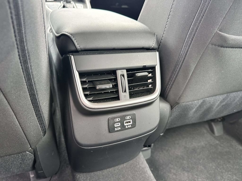 Certified 2025 Subaru Legacy Premium AWD/4WD image 9