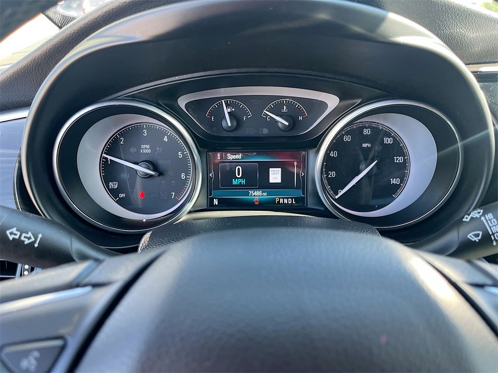 Used 2020 Buick Envision Essence image 12