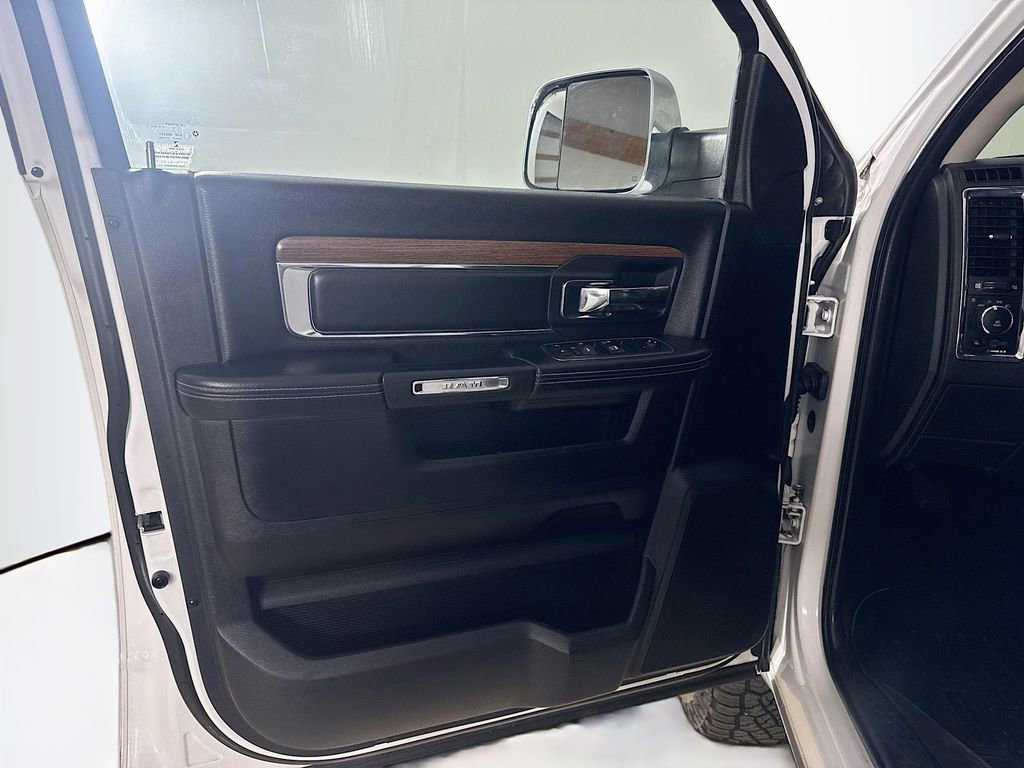Used 2014 RAM 2500 Laramie image 11