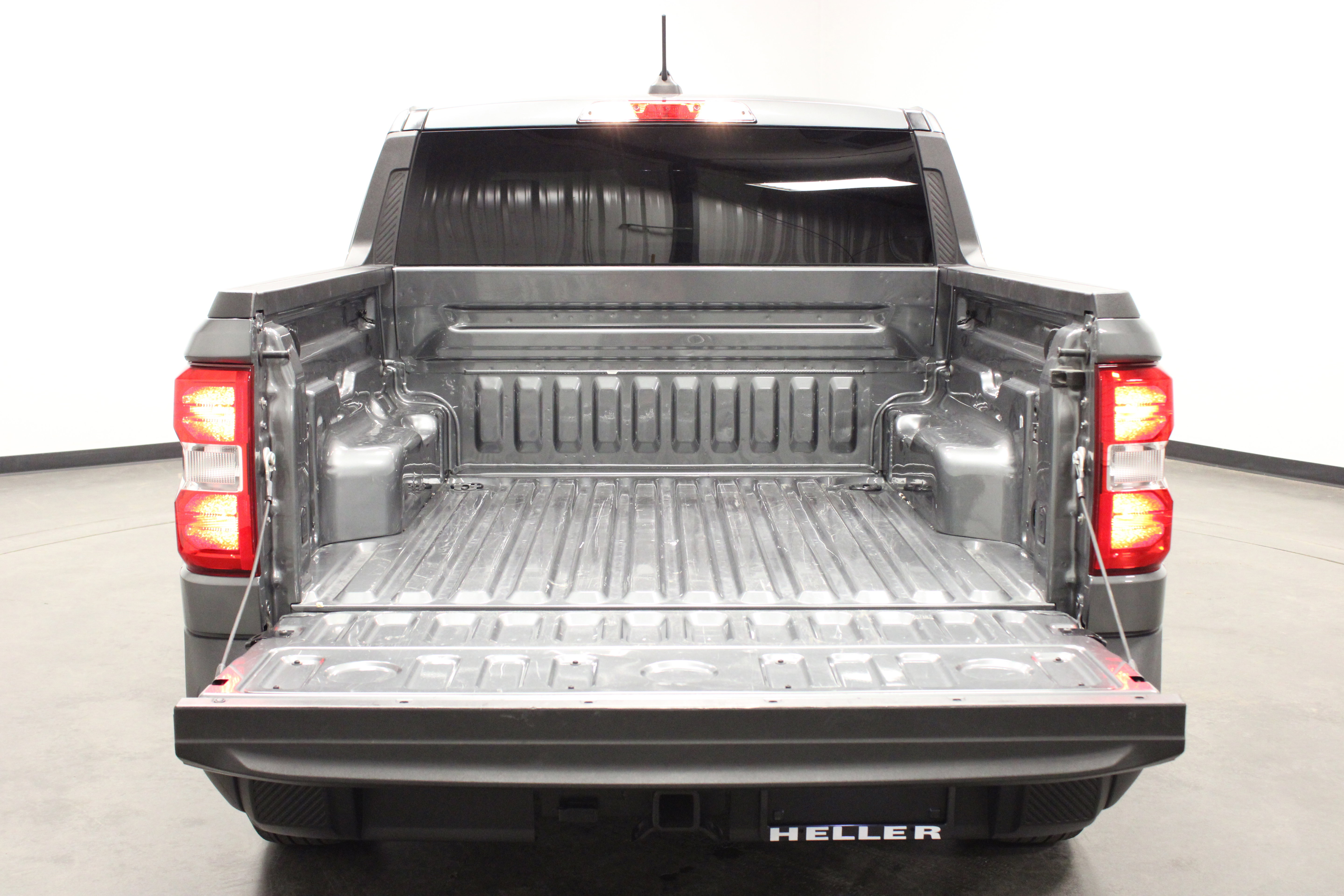 Used 2025 Ford Maverick XLT AWD/4WD image 13