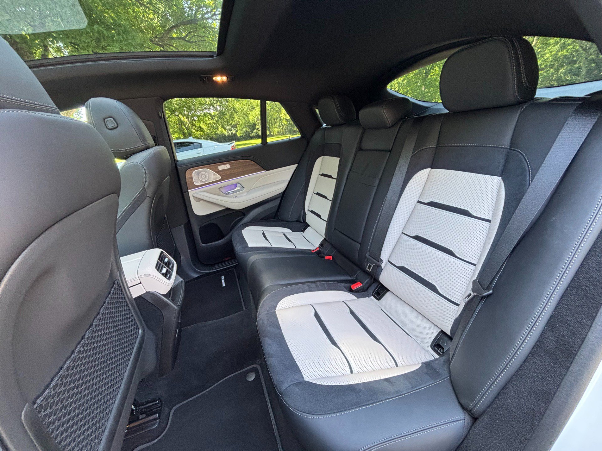 Used 2025 Mercedes-Benz GLE 53 AMG 4MATIC Coupe image 19