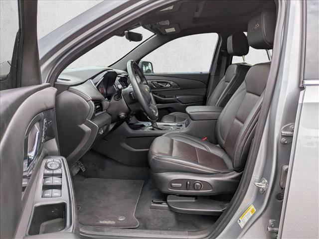 Used 2023 Chevrolet Traverse High Country FWD image 17