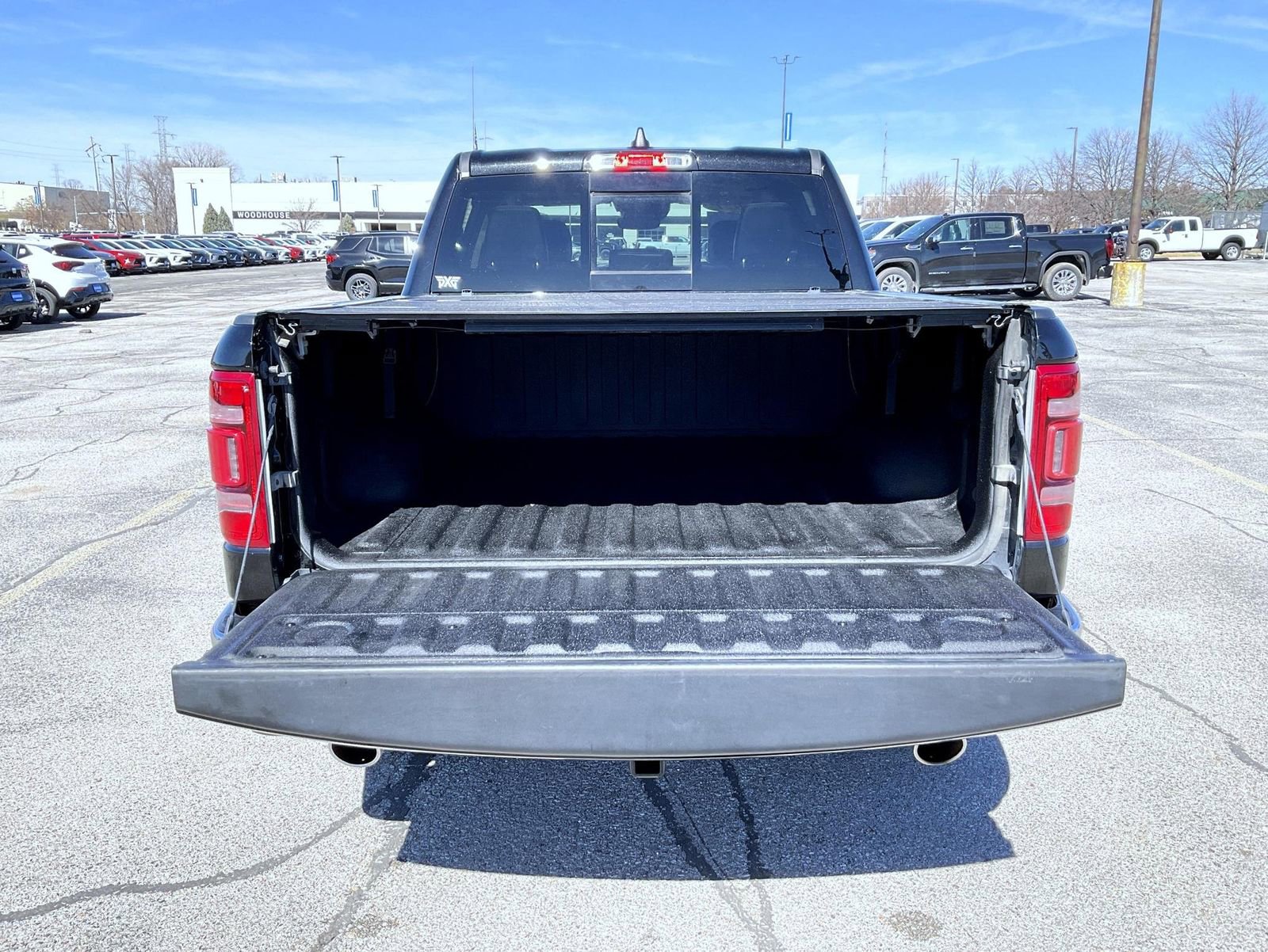 Used 2021 RAM 1500 Laramie AWD/4WD image 21