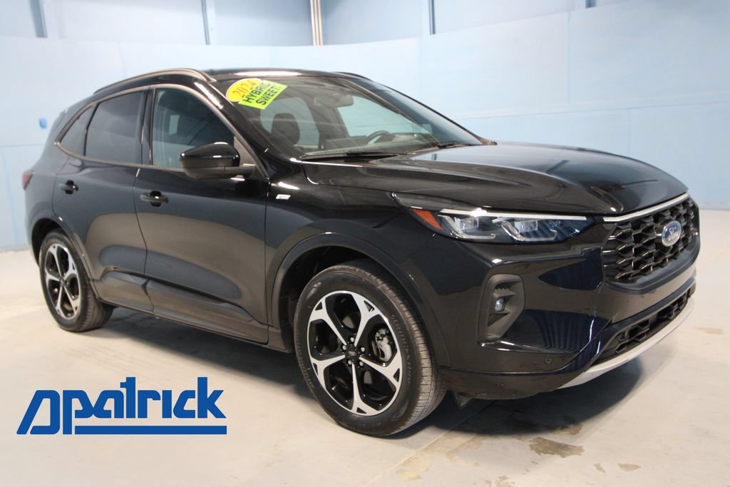 Used 2025 Ford Escape ST-Line Elite w/ Premium Technology Package