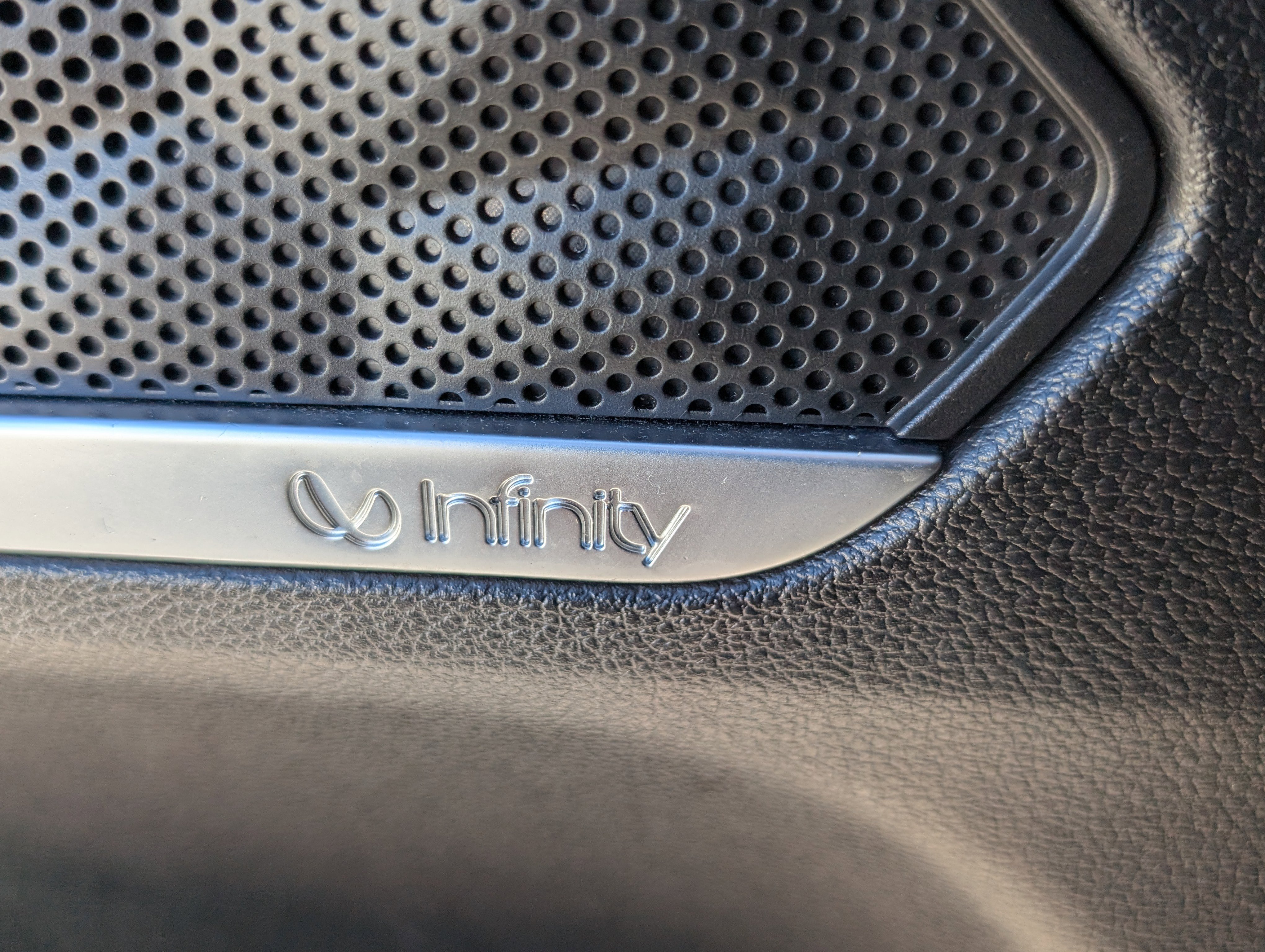 Used 2019 Hyundai Santa Fe Limited image 20